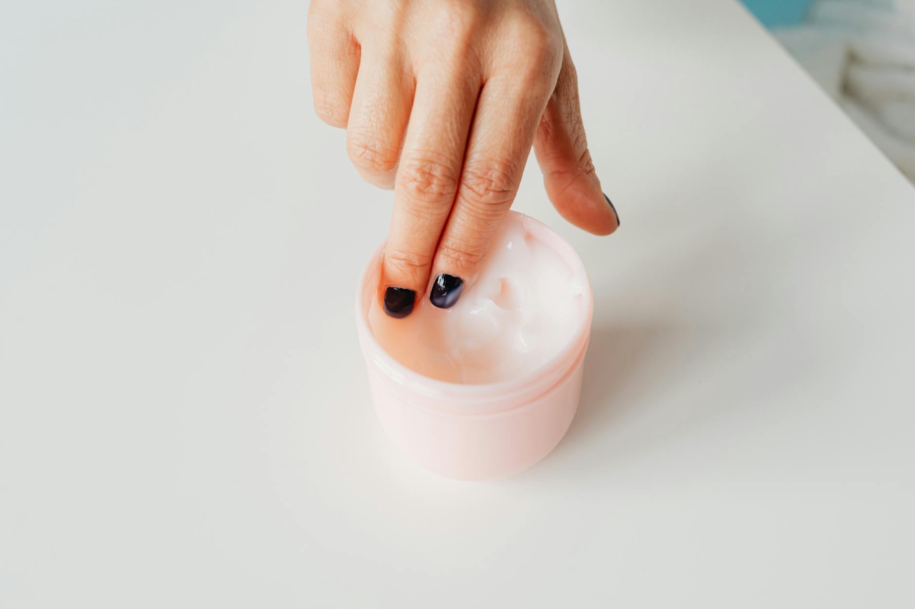 Understanding Eczema: How It Differs from Dry Skin - educational article image