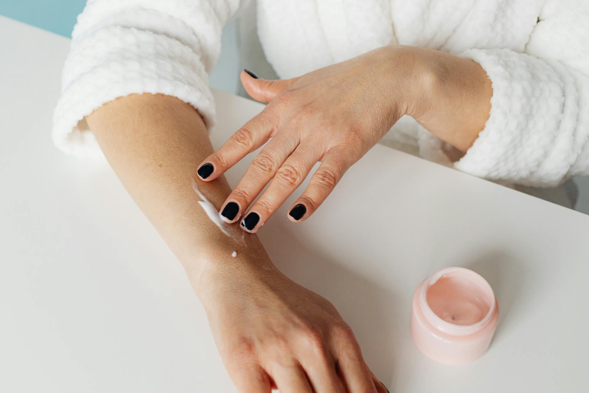 How Doctors Diagnose Atopic Dermatitis: Expert Insights - educational article image