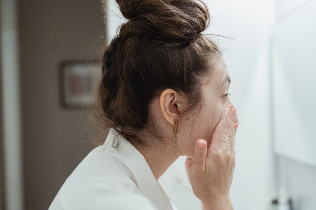 Best Moisturizer for Eczema: Lotion, Cream, Balm, or Ointment?