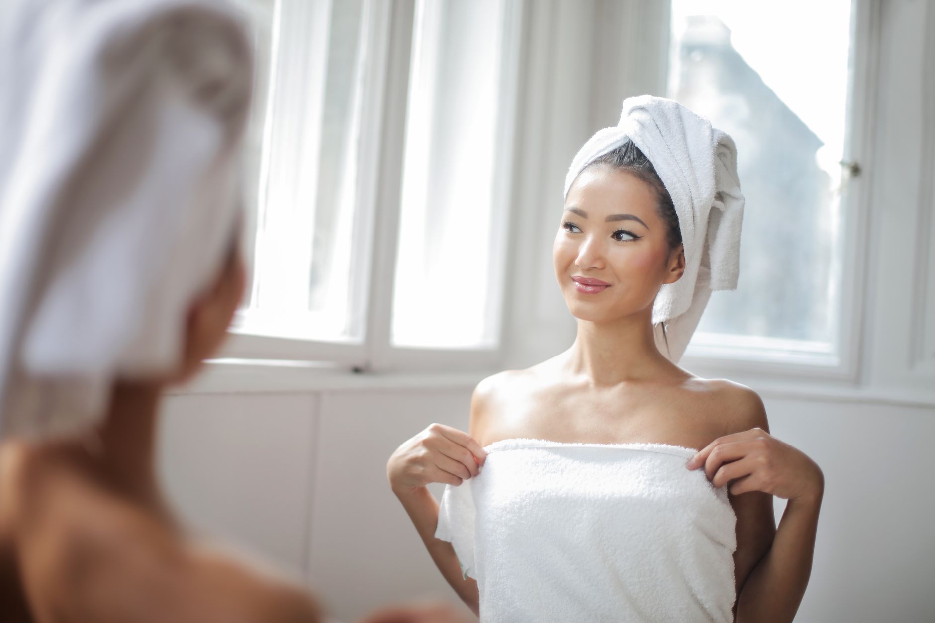 Moisturize After Bathing Eczema: Practical Guide - educational article image