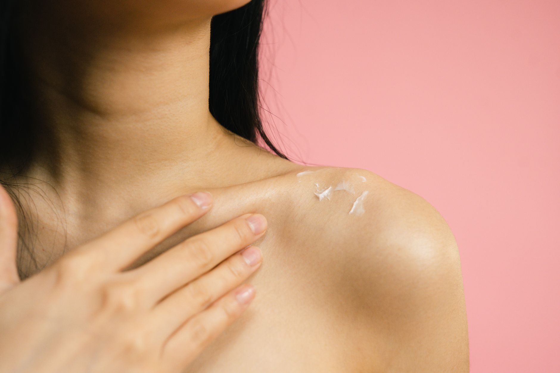 Best Cleanser for Eczema-Prone Skin: Gentle and Effective Choices - educational article image