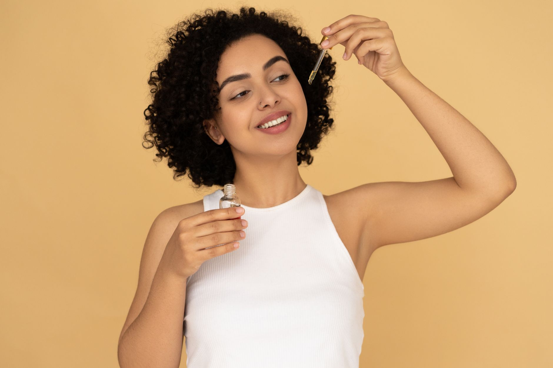 Moisturize Scalp Without Greasy Hair: Practical Guide - educational article image
