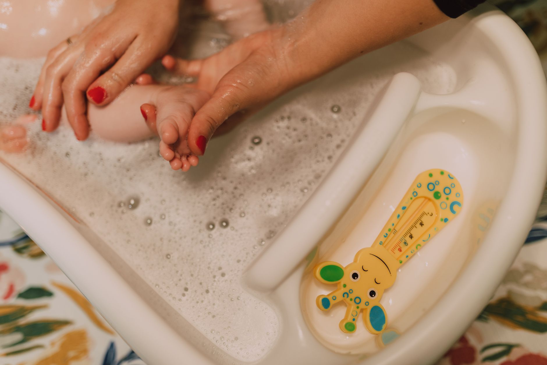 Choosing the Best Moisturizer for Baby Eczema-Prone Skin - article image
